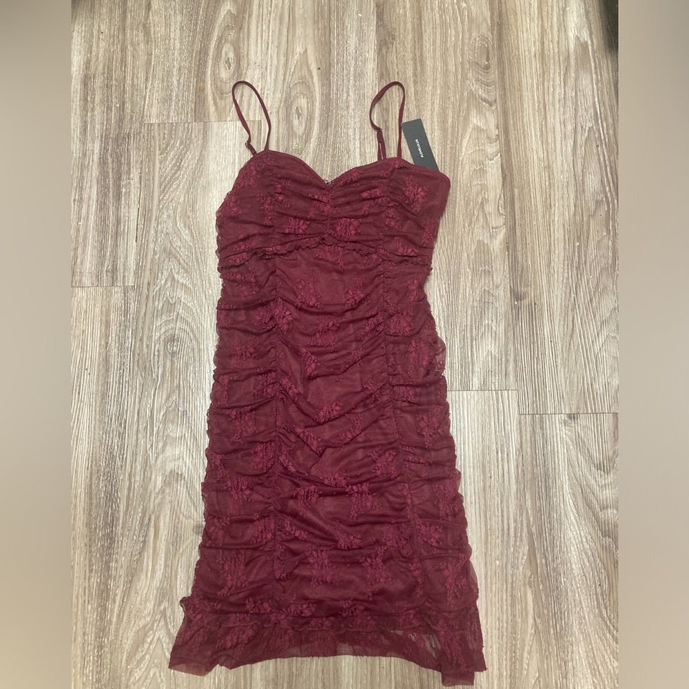 New Lulus Enchantress Plum Purple Ruched Lace Bodycon Dress, New with Tags Small